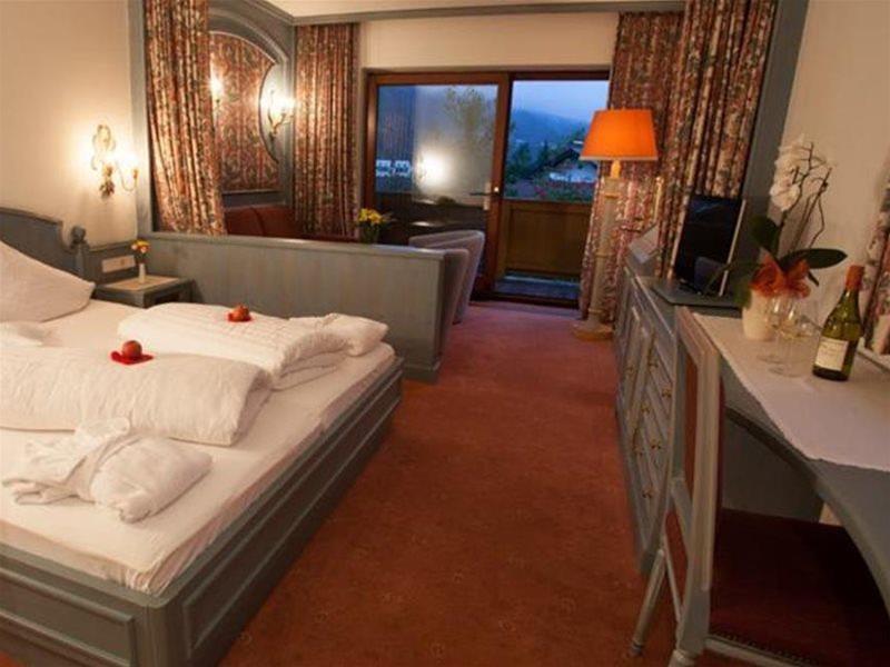 Hotel Donnerhof Fulpmes Esterno foto