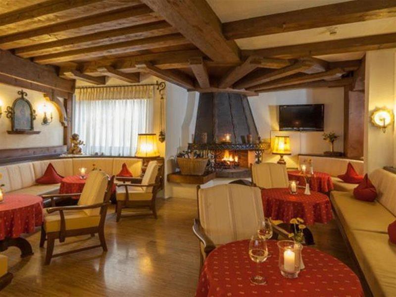 Hotel Donnerhof Fulpmes Esterno foto