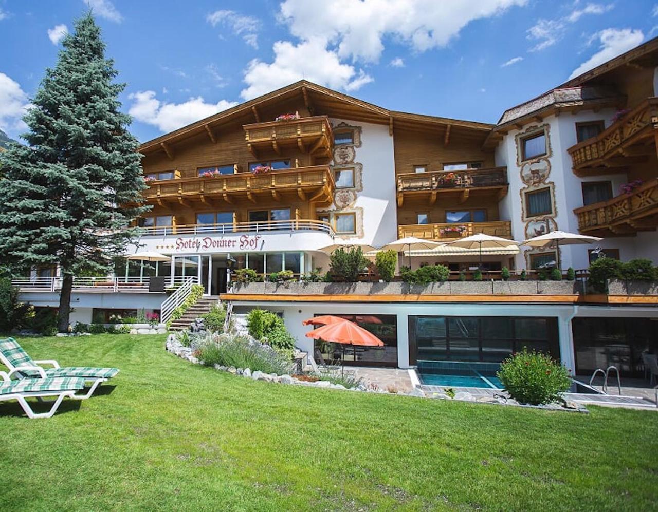 Hotel Donnerhof Fulpmes Esterno foto