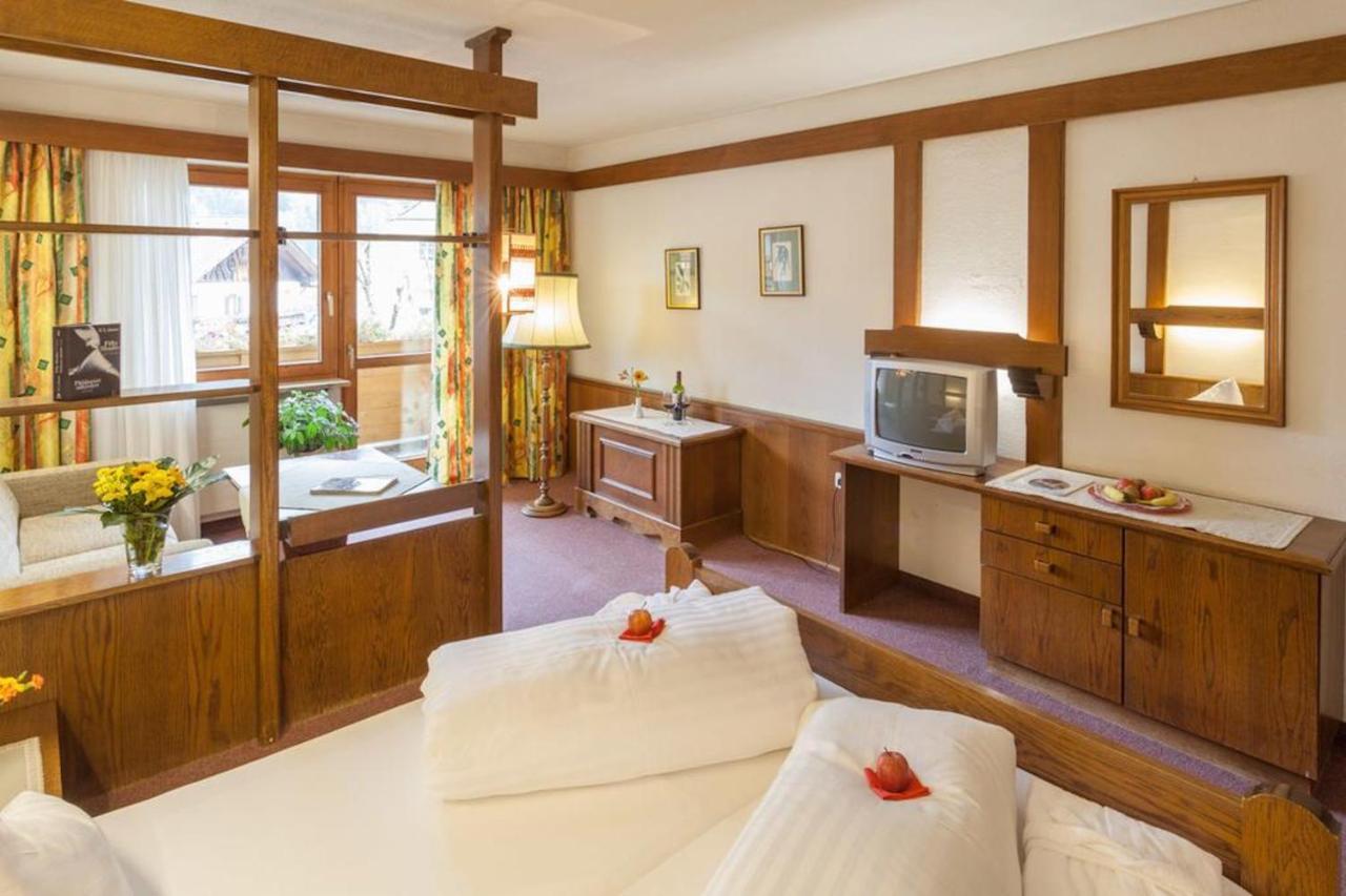 Hotel Donnerhof Fulpmes Esterno foto