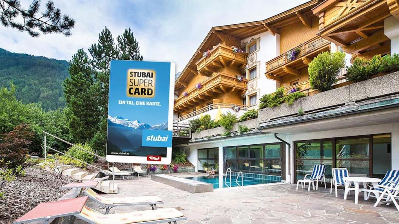 Hotel Donnerhof Fulpmes Esterno foto